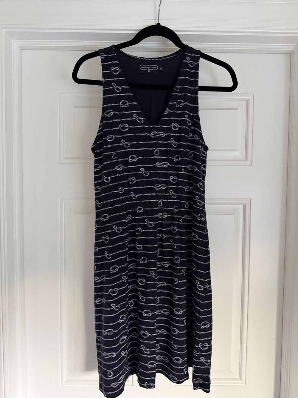 Duffield Lane Navy and White Sleeveless V-Neck Midi Dress